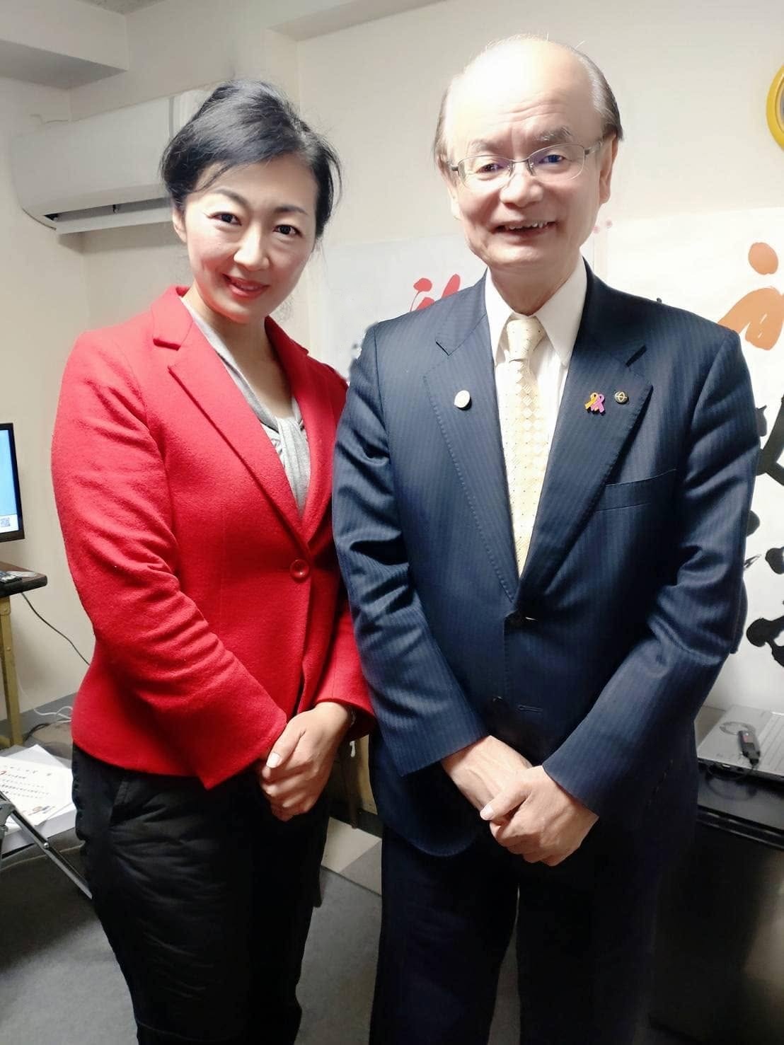 橋川渉前市長とこまい千代の2ショット